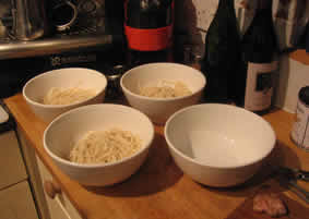 bowlsofnoodles.jpg